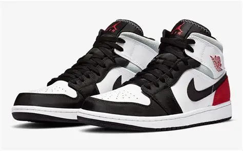 Air Jordan 1 Mid Black Toe Iconic Toe Design Free Shipping