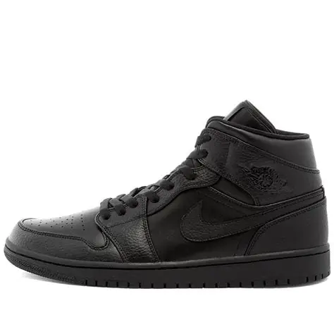 Jordan AJ 1 Mid Black – Sleek All-Black Style | Authentic