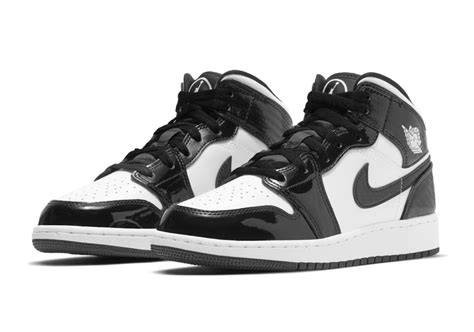 Air Jordan 1 Mid Black And White, Shoes Official Website
